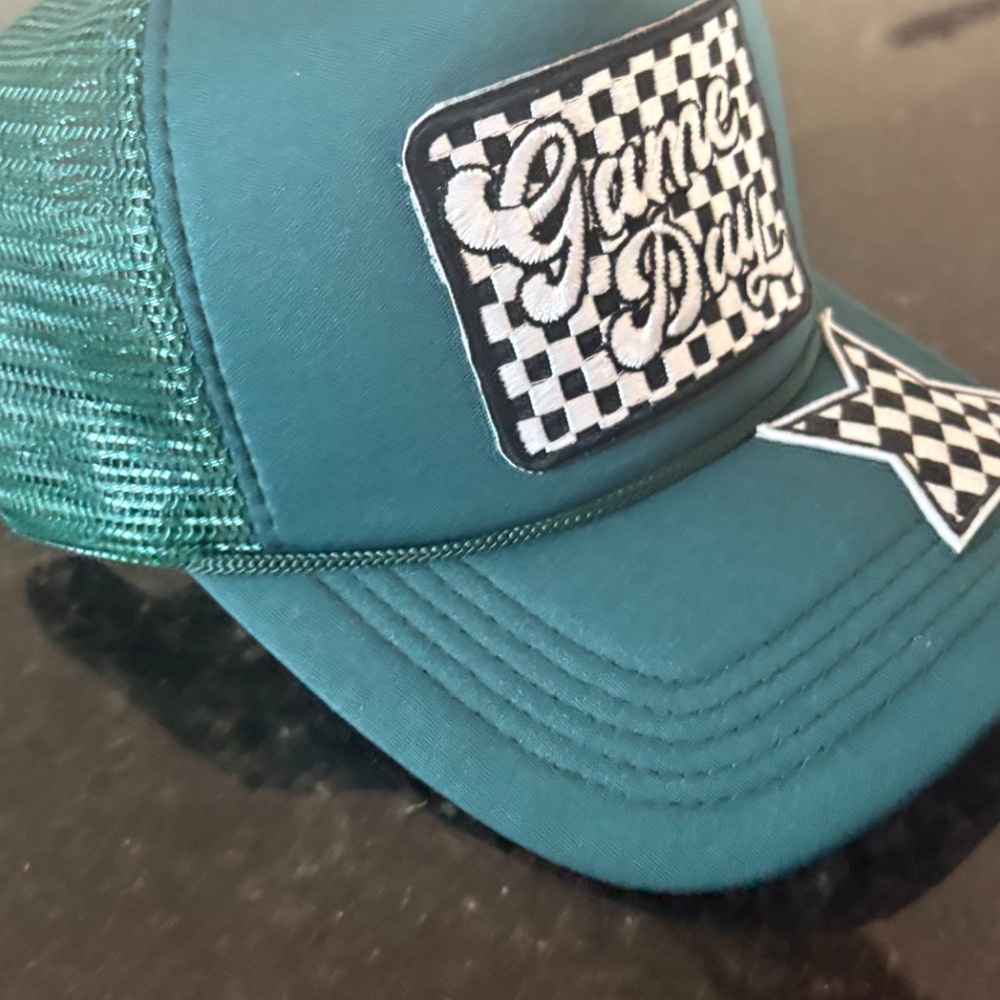 NEW TRUCKER HAT - WITH PATCHES  - GAME DAY - 🧢✨ - Picture 2 of 6